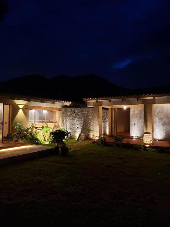 Hostal Villa Quieta Tepoztlán Kültér fotó